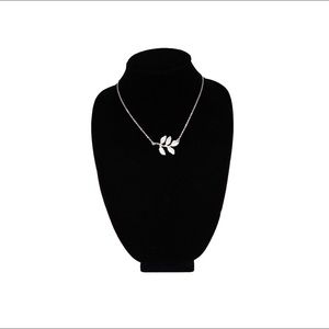 Silver leaf branch charm necklace for women (NEW)